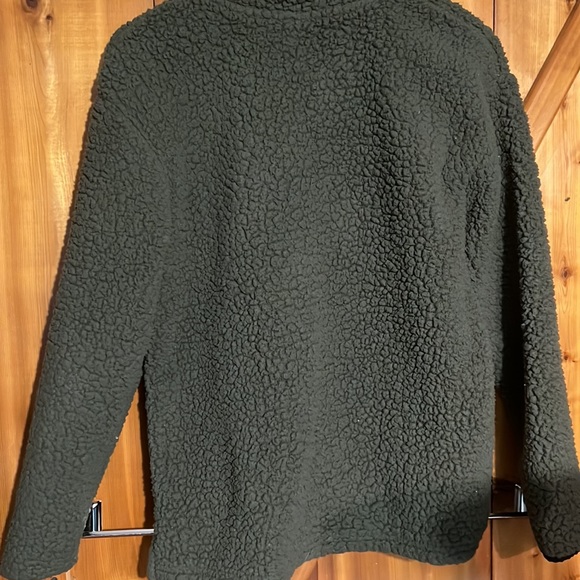 Pink victoria secret sweater - Picture 4 of 4